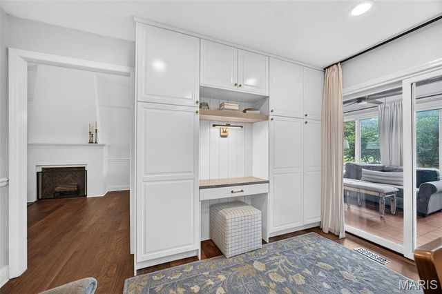1120 Hollin Court, St Louis, MO 63131