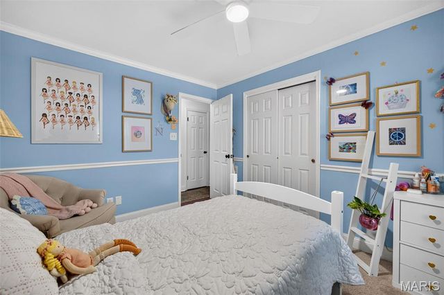 1120 Hollin Court, St Louis, MO 63131
