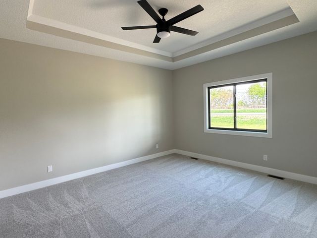 1413 Colonial Court, Eldridge, IA 52748
