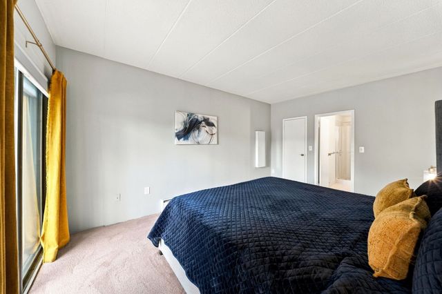 235 Winthrop St 1102, Medford, MA 02155