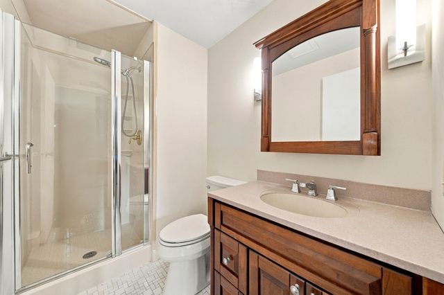235 Winthrop St 1102, Medford, MA 02155