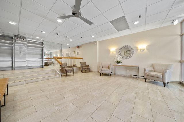 235 Winthrop St 1102, Medford, MA 02155