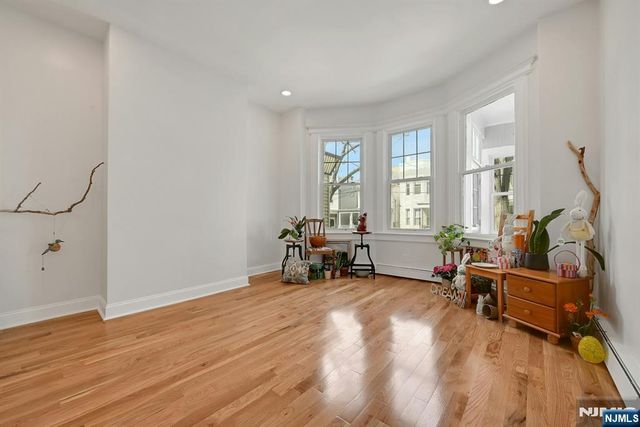 158 Edgar Street, Weehawken, NJ 07086