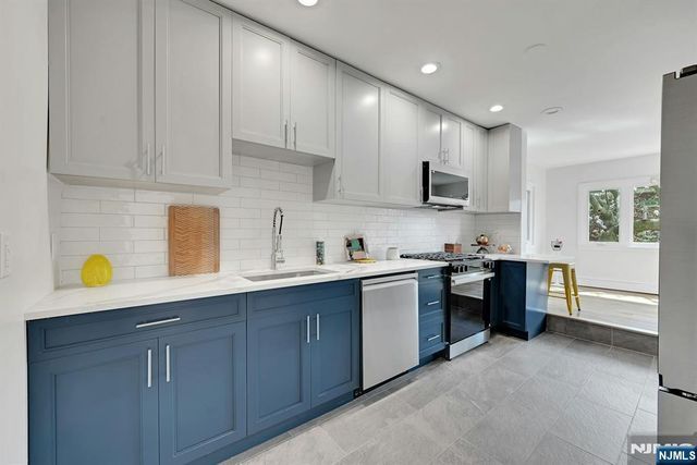 158 Edgar Street, Weehawken, NJ 07086