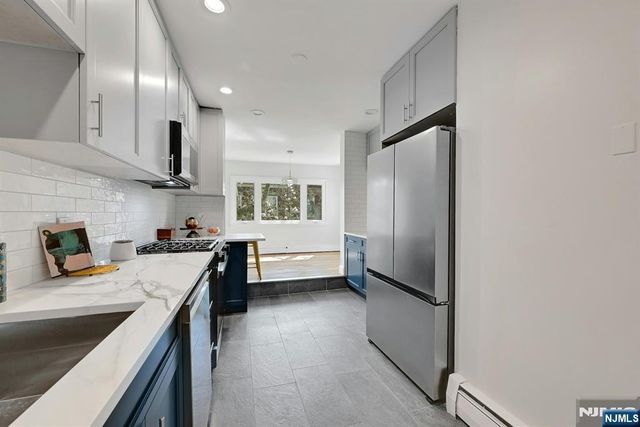 158 Edgar Street, Weehawken, NJ 07086