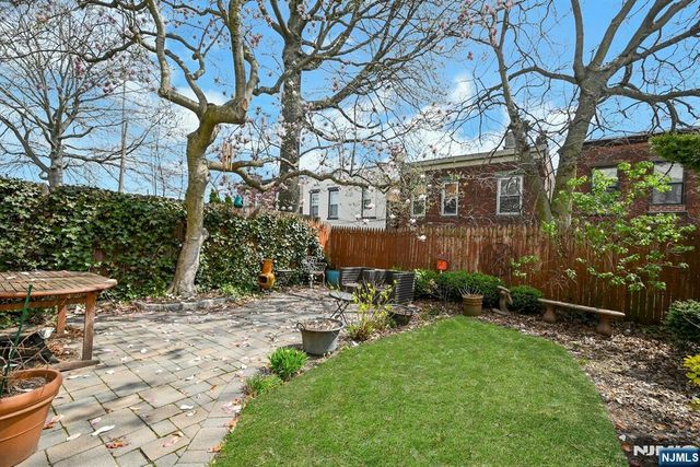 158 Edgar Street, Weehawken, NJ 07086