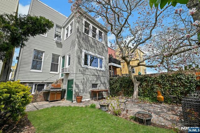 158 Edgar Street, Weehawken, NJ 07086