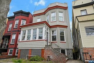 158 Edgar Street, Weehawken, NJ 07086