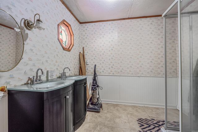 323 Bradley Lane, Lonoke, AR 72086
