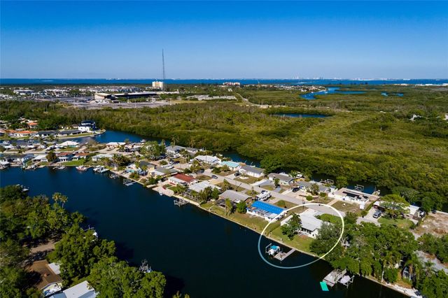 9298 SUN ISLE DRIVE NE, St Petersburg, FL 33702