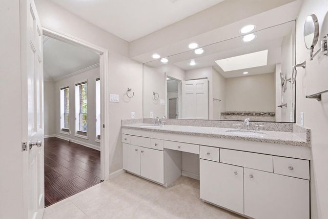 5426 John Dreaper Drive, Houston, TX 77056