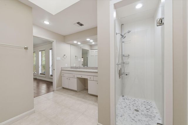 5426 John Dreaper Drive, Houston, TX 77056