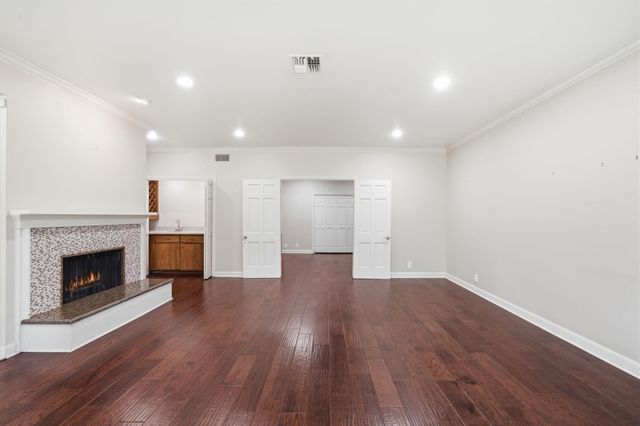 5426 John Dreaper Drive, Houston, TX 77056