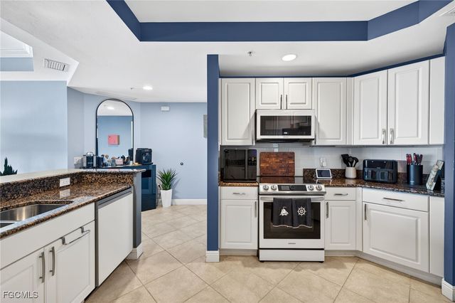 2743 1st ST 502, Fort Myers, FL 33916