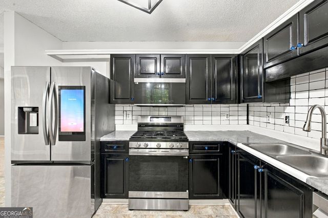 114 Blake Cove, Douglasville, GA 30134