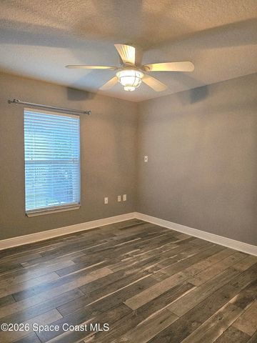 4498 Lady Hawk Way, Melbourne, FL 32904