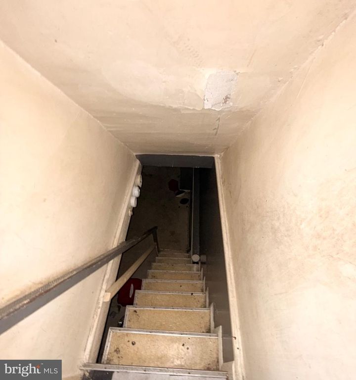 Image 21 of property listing at 5243 HAWTHORNE ST, Philadelphia, PA 19124