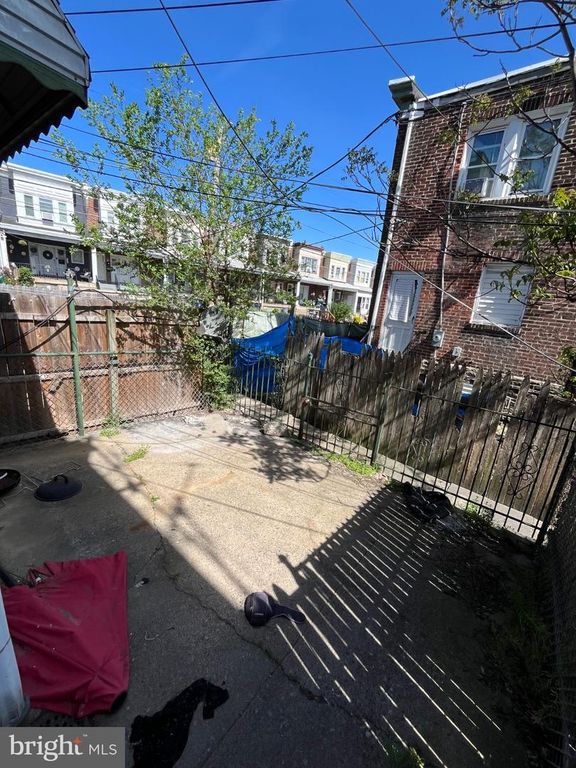 Image 23 of property listing at 5243 HAWTHORNE ST, Philadelphia, PA 19124