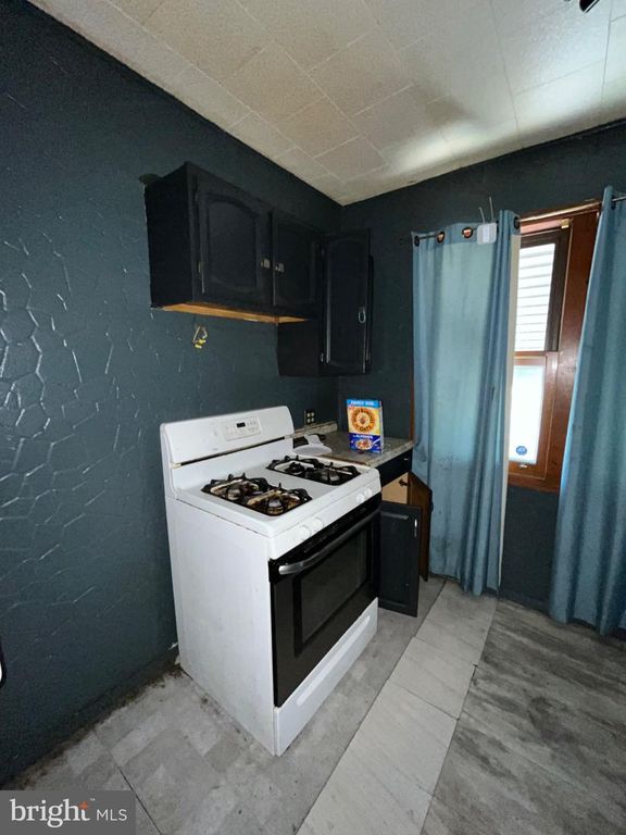 Image 25 of property listing at 5243 HAWTHORNE ST, Philadelphia, PA 19124
