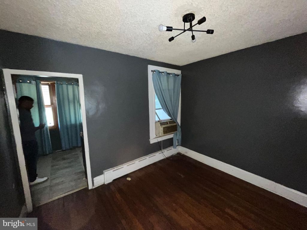 Image 27 of property listing at 5243 HAWTHORNE ST, Philadelphia, PA 19124