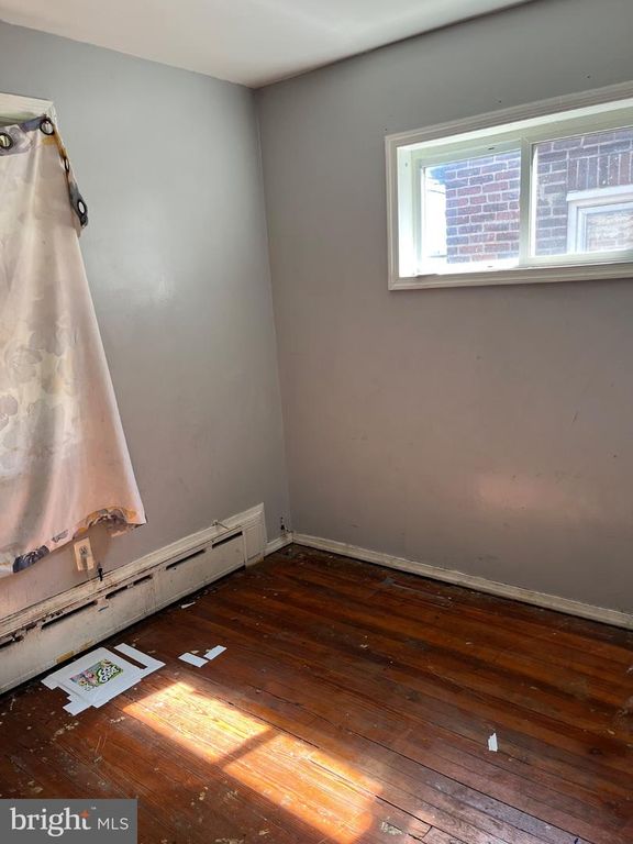 Image 10 of property listing at 5243 HAWTHORNE ST, Philadelphia, PA 19124