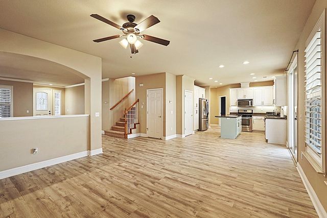 202 Bullion Hill Dr, Valley Springs, CA 95252