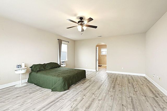 202 Bullion Hill Dr, Valley Springs, CA 95252