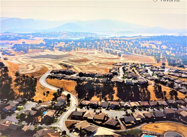 202 Bullion Hill Dr, Valley Springs, CA 95252