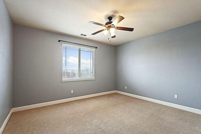 202 Bullion Hill Dr, Valley Springs, CA 95252