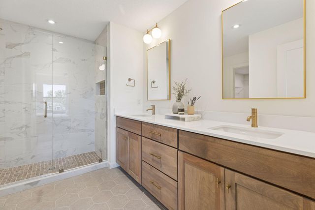 4633 Wolfberry Curve, Minnetrista, MN 55331