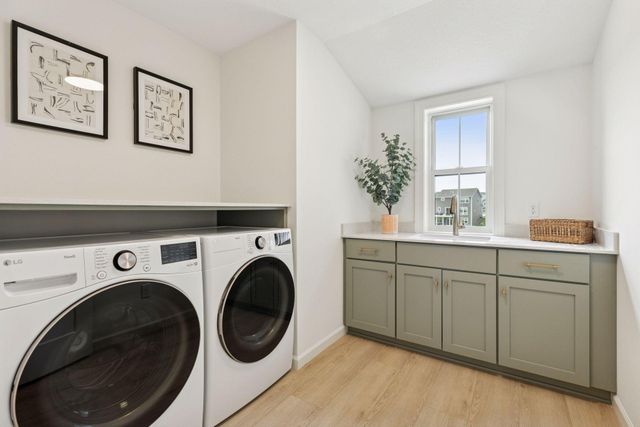 4633 Wolfberry Curve, Minnetrista, MN 55331