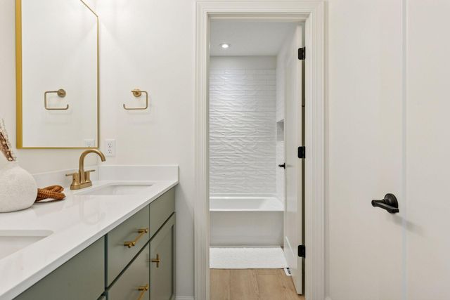 4633 Wolfberry Curve, Minnetrista, MN 55331