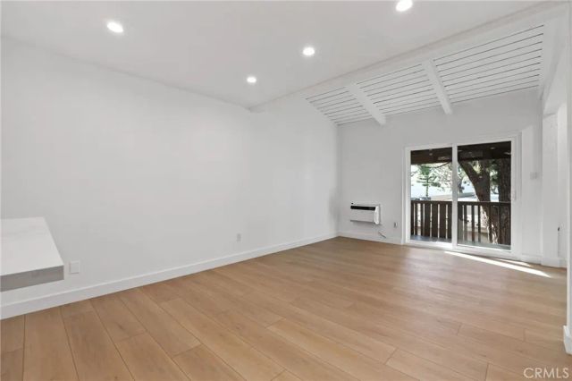 1030 W Macarthur 90, Santa Ana, CA 92707