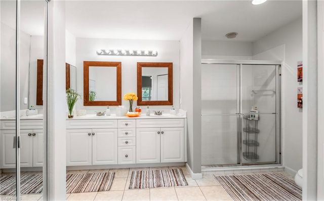 25085 Peacock LN # 102, Naples, FL 34114