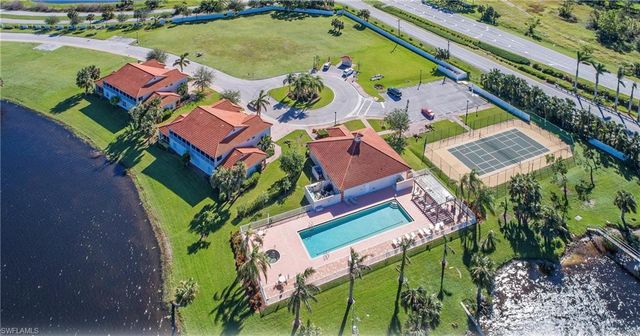 25085 Peacock LN # 102, Naples, FL 34114