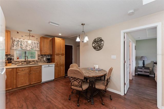 3241 TROPICAIRE BOULEVARD, North Port, FL 34286