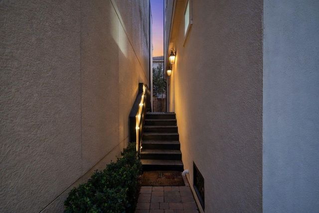 1514 W 23rd Street, Houston, TX 77008