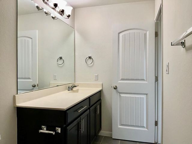 5681 Porano CIR, Round Rock, TX 78665