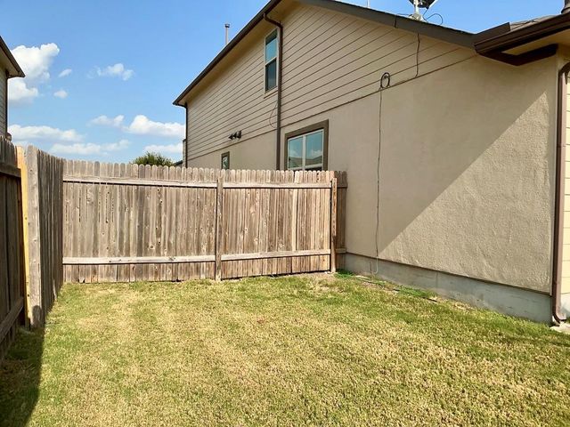 5681 Porano CIR, Round Rock, TX 78665
