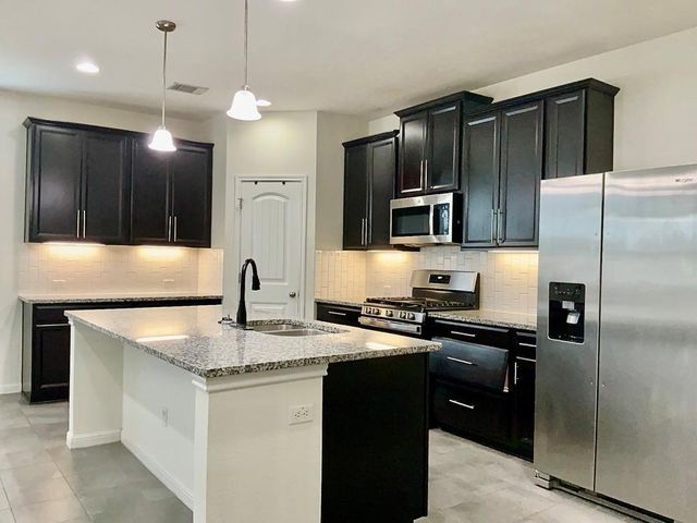 5681 Porano CIR, Round Rock, TX 78665