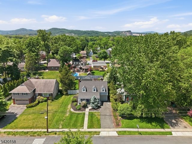 926 Lincoln Ave, Pompton Lakes Boro, NJ 07442