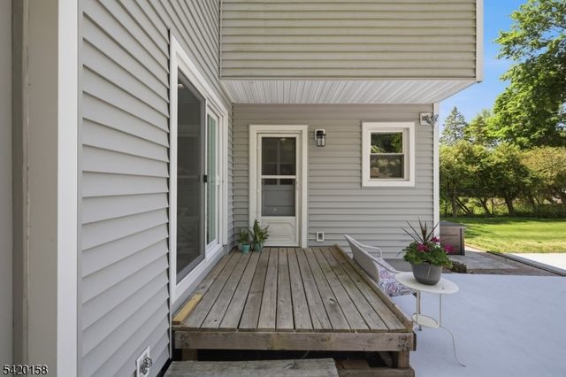 926 Lincoln Ave, Pompton Lakes Boro, NJ 07442