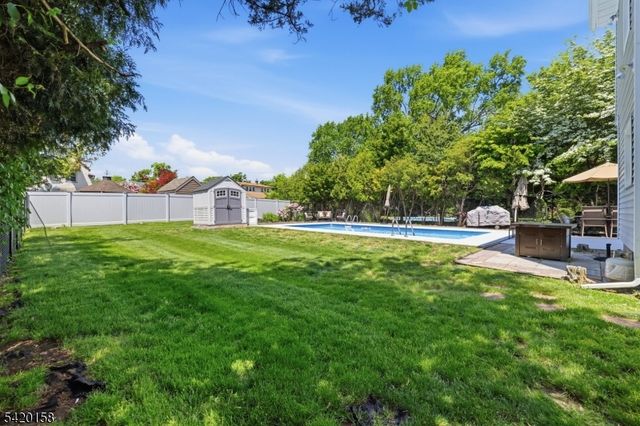 926 Lincoln Ave, Pompton Lakes Boro, NJ 07442