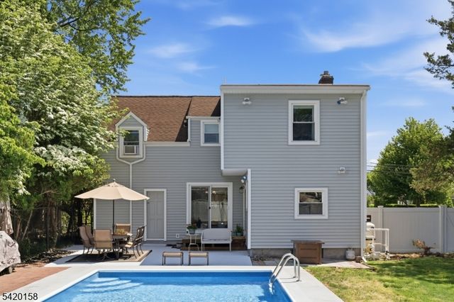 926 Lincoln Ave, Pompton Lakes Boro, NJ 07442