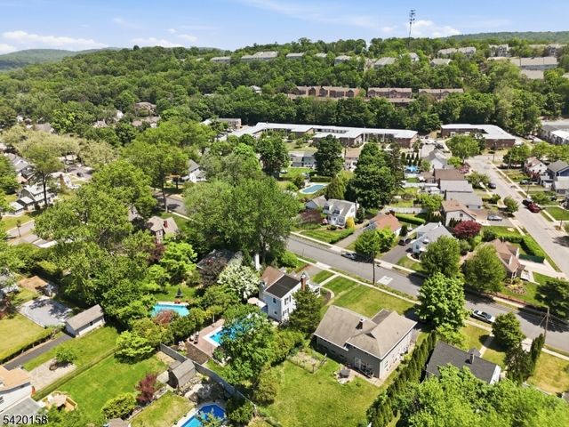 926 Lincoln Ave, Pompton Lakes Boro, NJ 07442