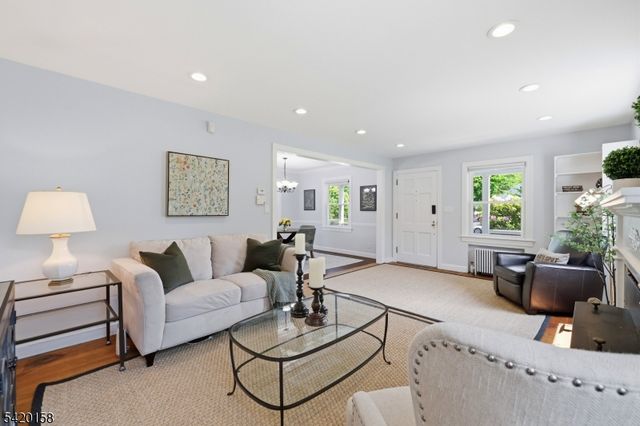 926 Lincoln Ave, Pompton Lakes Boro, NJ 07442