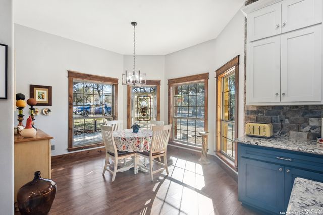 381 Camino Primero, Leakey, TX 78873