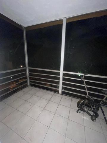 4344 NW 9th Avenue 9-3f, Pompano Beach, FL 33064