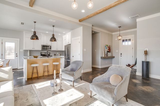 127 Captain Lane, Weatherford, TX 76087