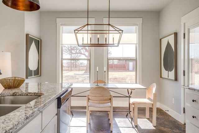 127 Captain Lane, Weatherford, TX 76087